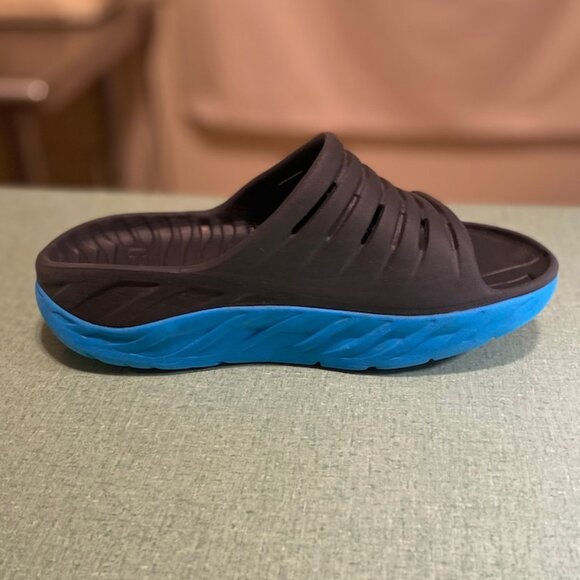 Hoka Recovery Slides, Women's Size 6 - Picture 5 of 10